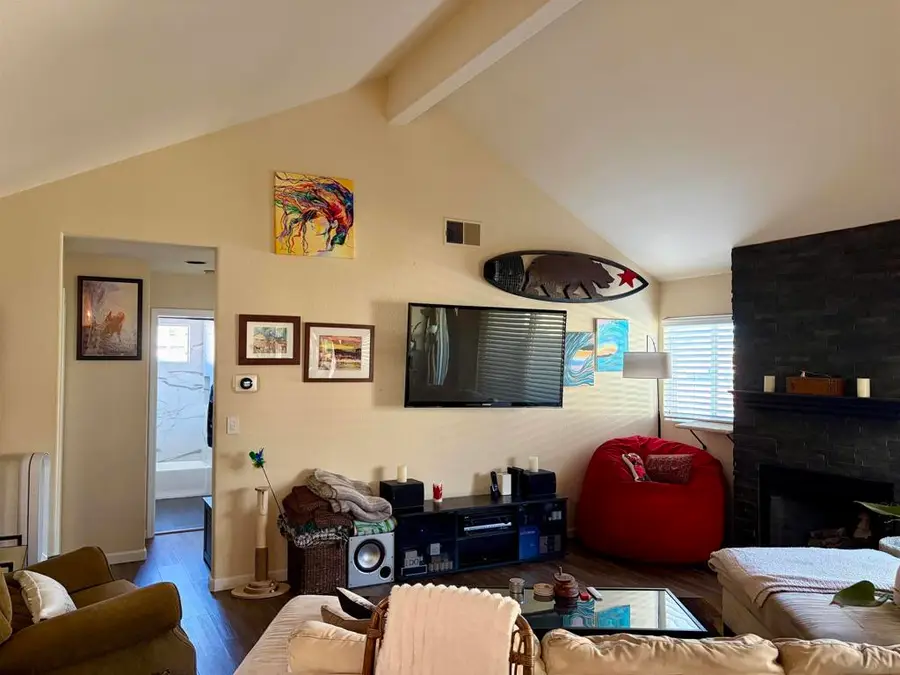 1548 Thomas Ave #6, San Diego, CA 92109 - Image #3