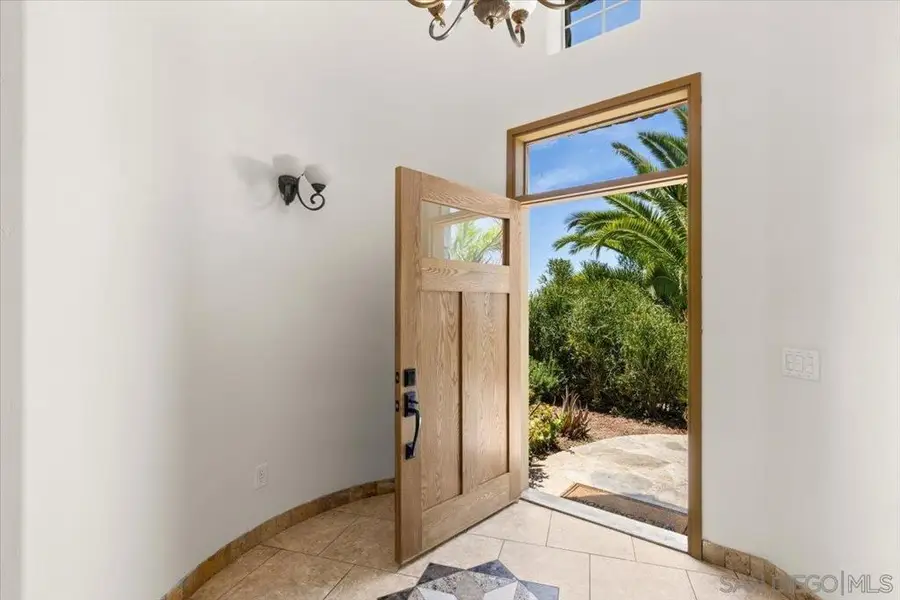 2342 Carioca Pl, Vista, CA 92084 - #3