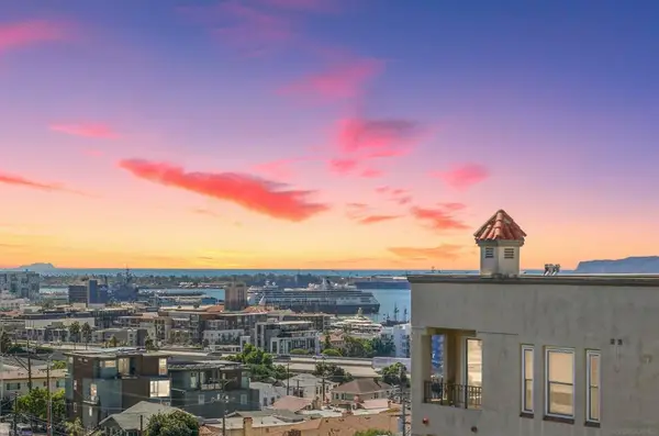 2445 Brant St #612, San Diego, CA 92101