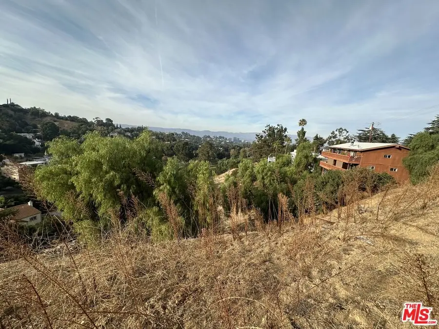 0 ., Woodland Hills, CA 91364 - Image #3