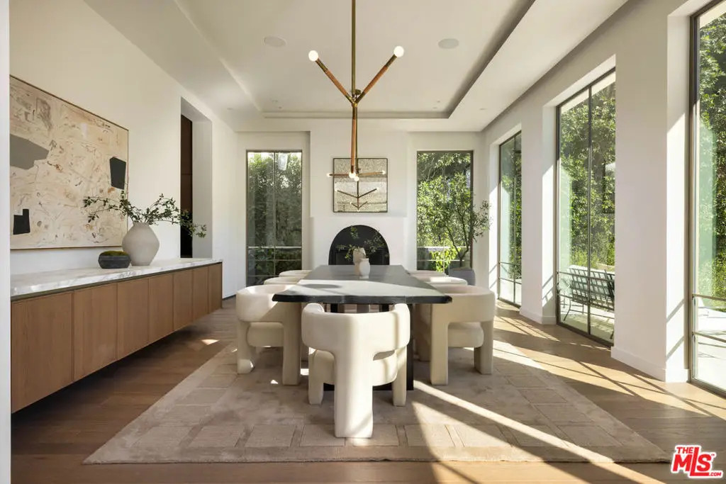 1395 N Doheny Drive, Los Angeles, CA 90069 - Image #1