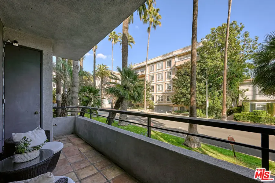 121 S Palm Drive #203, Beverly Hills, CA 90212 - Image #3