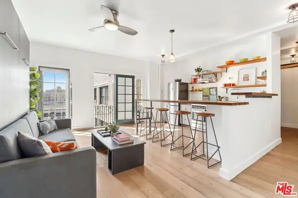 2121 James M Wood Boulevard #414, Los Angeles, CA 90006