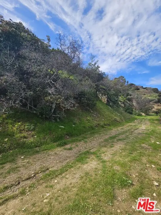 0 Newcomb Drive, Sherman Oaks, CA 91423