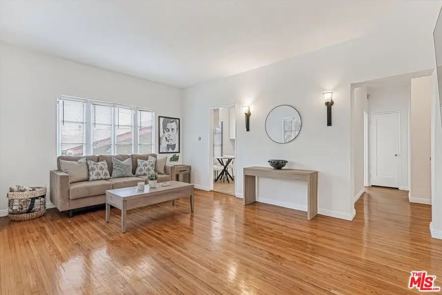 153 W Channel Road, Santa Monica, CA 90402 - Image #3