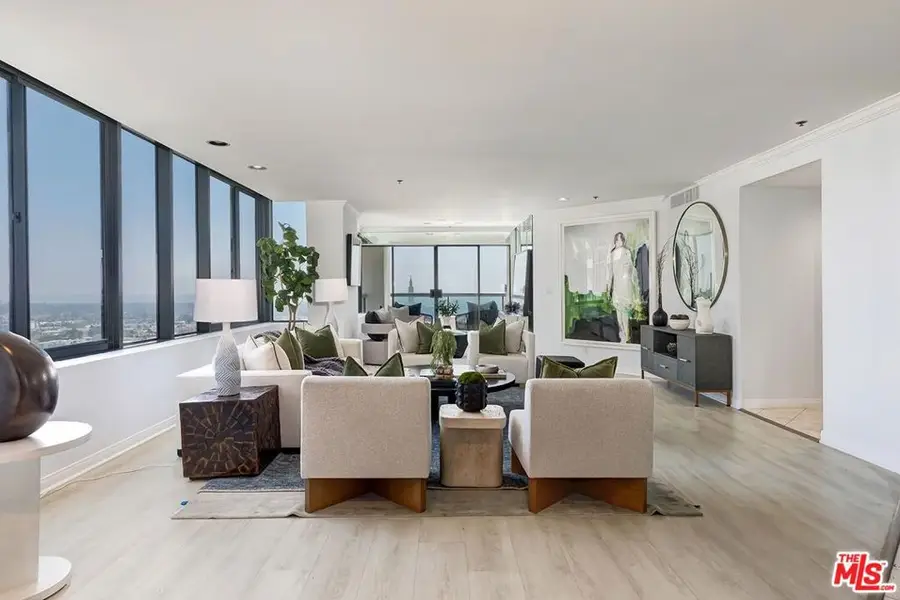 10724 Wilshire Boulevard #1209, Los Angeles, CA 90024 - Image #2