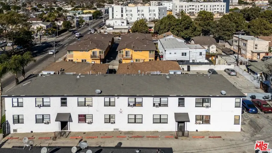 6720 West Boulevard, Los Angeles, CA 90043 - Image #2