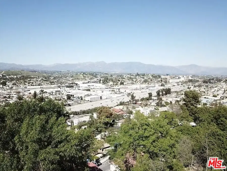 3837 Dwiggins Street, Los Angeles, CA 90063 - Image #2