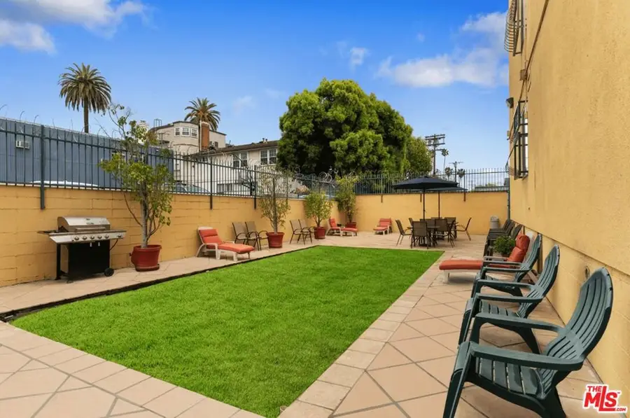 947 W 30th Street, Los Angeles, CA 90007 - Image #3