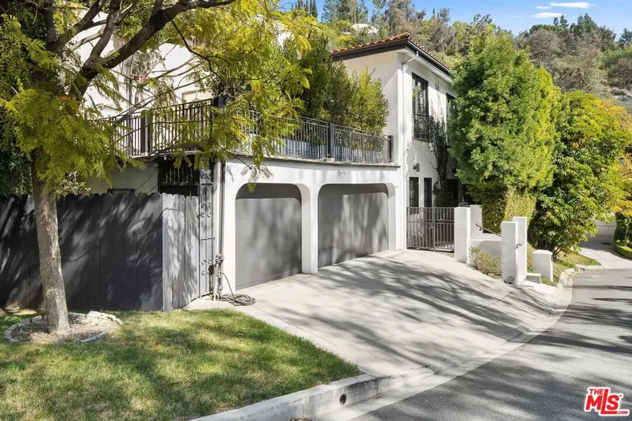 1600 Clear View Drive, Beverly Hills, CA 90210 - Image #3