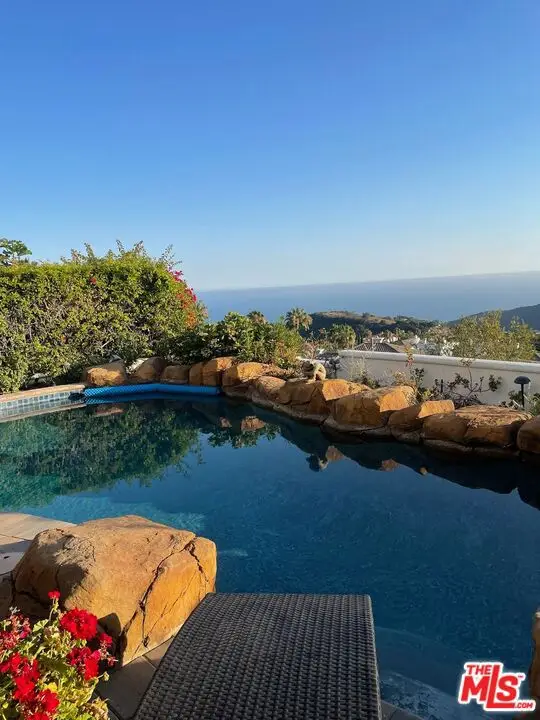 1738 Chastain, Pacific Palisades, CA 90272 - #1