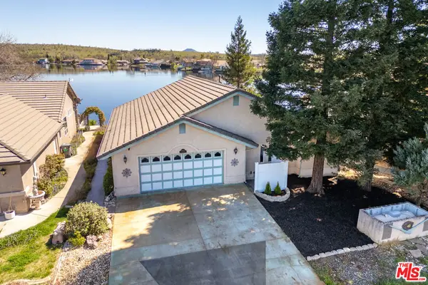 19046 Shoreline Drive, Cottonwood, CA 96022