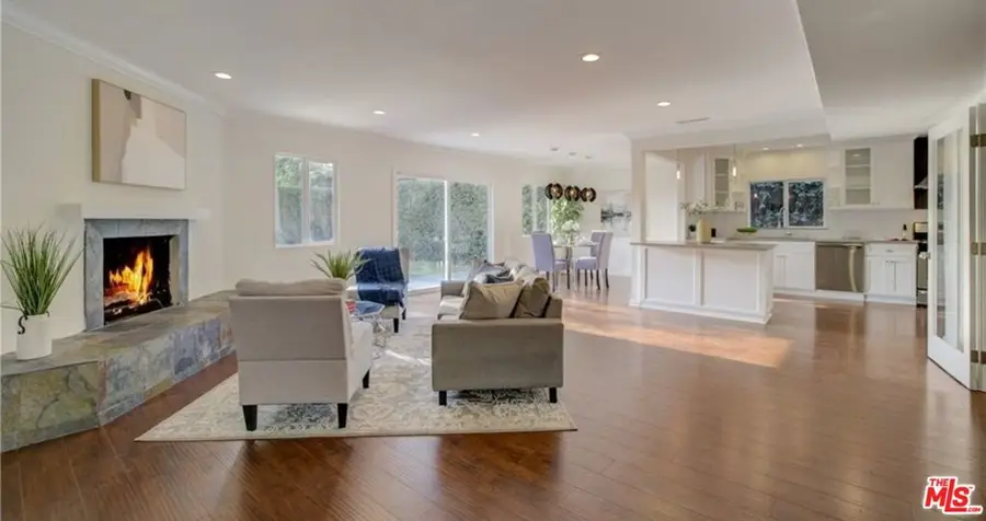 13633 Sylvan Street, Valley Glen, CA 91401 - Image #3