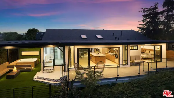 5102 Escobedo Drive, Woodland Hills, CA 91364