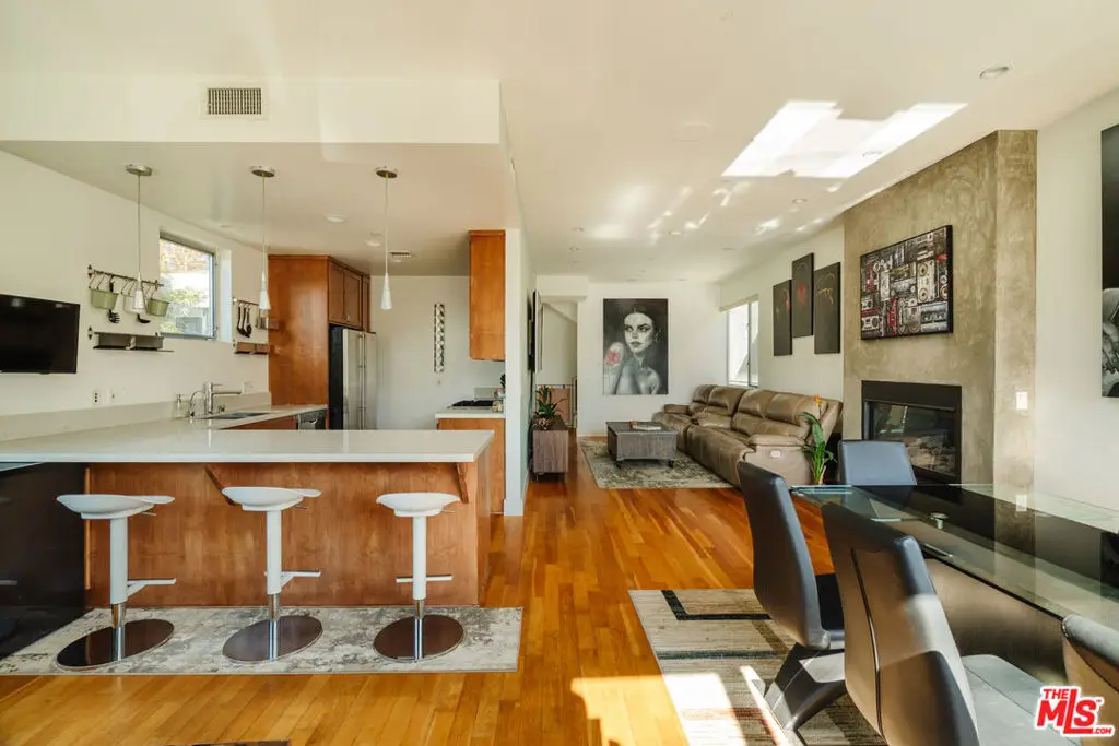 302 S Venice Boulevard, Venice, CA 90291 - Image #1