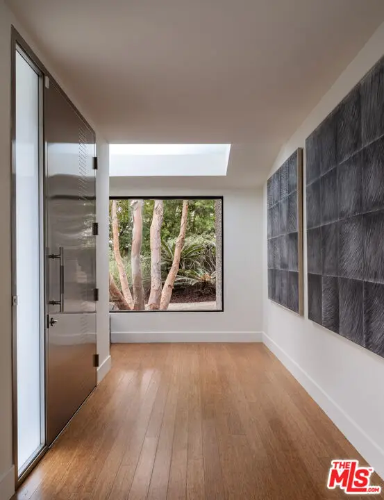 1575 Carla Ridge, Beverly Hills, CA 90210 - Image #3