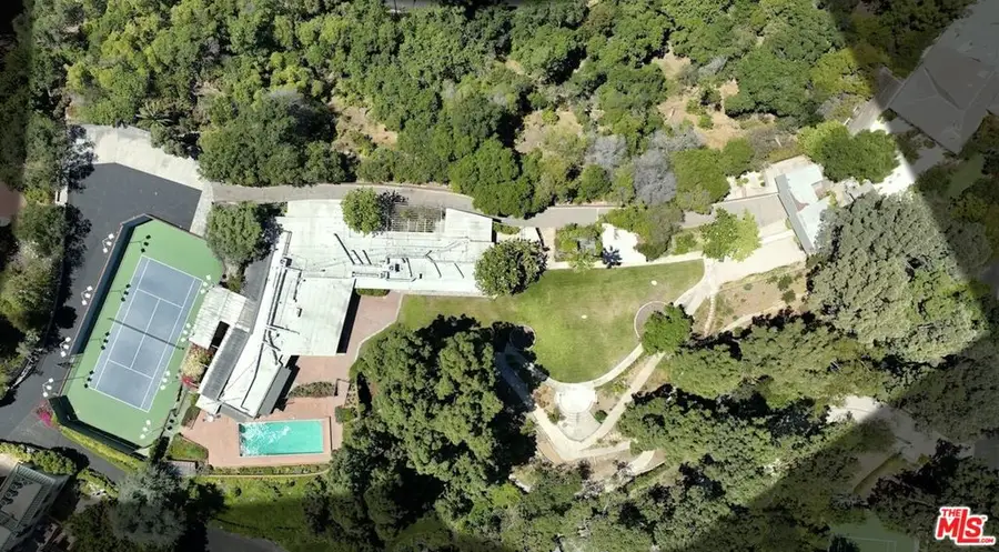 1005 N Alpine Drive, Beverly Hills, CA 90210 - Image #3