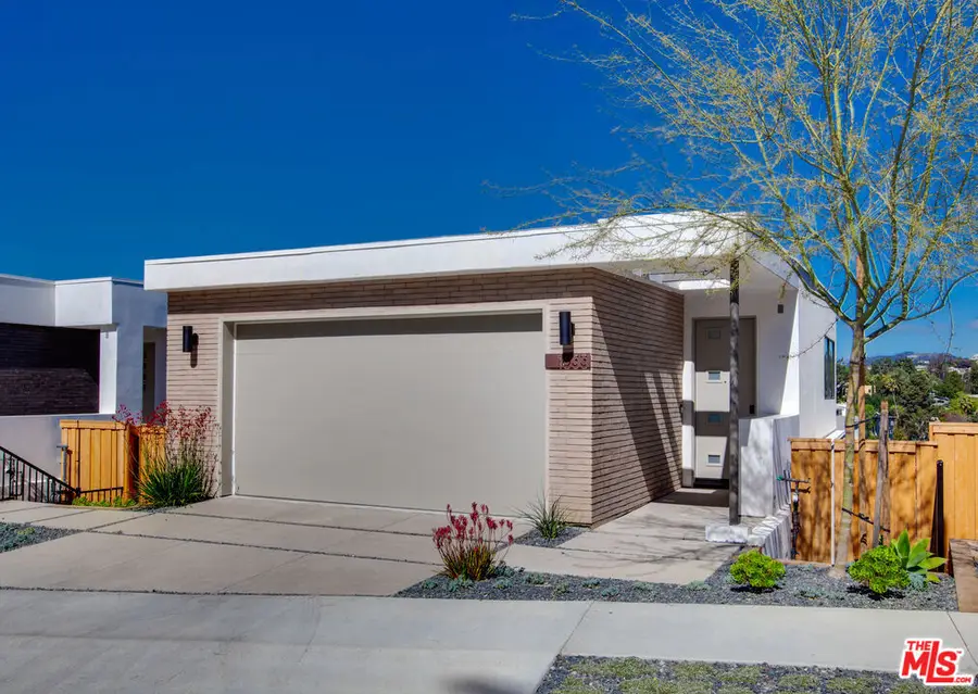 1633 N Bruce Court, Los Angeles, CA 90026 - Image #3