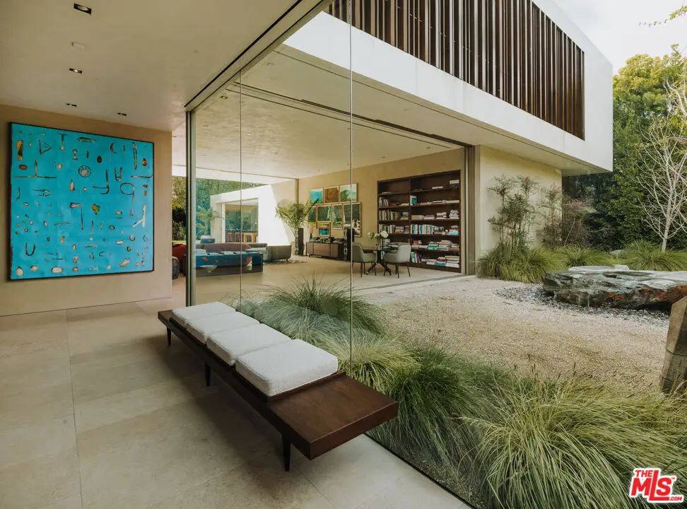 717 Moreno Avenue, Los Angeles, CA 90049 - Image #1