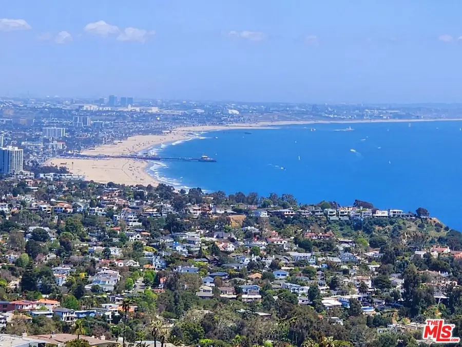 1058 Vista Grande Drive, Pacific Palisades, CA 90272 - #2