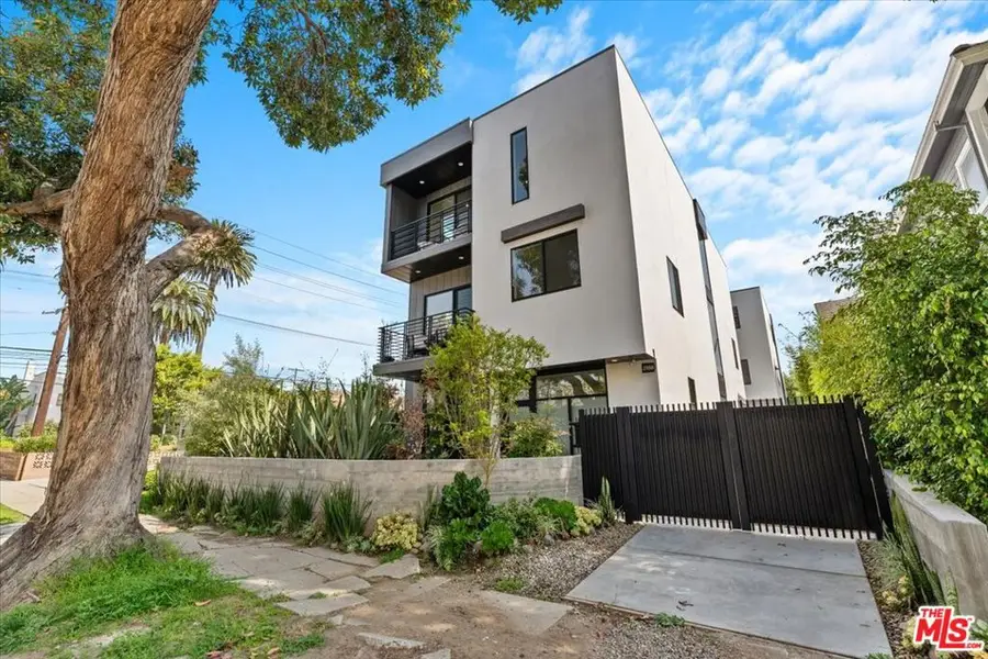 2108 Barry Avenue, Los Angeles, CA 90025 - Image #3