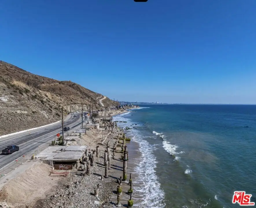 19124 Pacific Coast Highway, Malibu, CA 90265 - Image #1