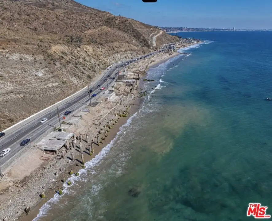 19124 Pacific Coast Highway, Malibu, CA 90265 - Image #2
