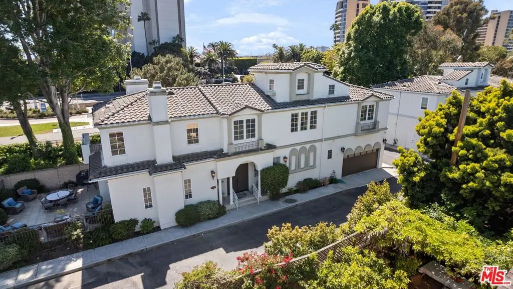 912 Harbor Crossing Lane, Marina Del Rey, CA 90292 - Image #1