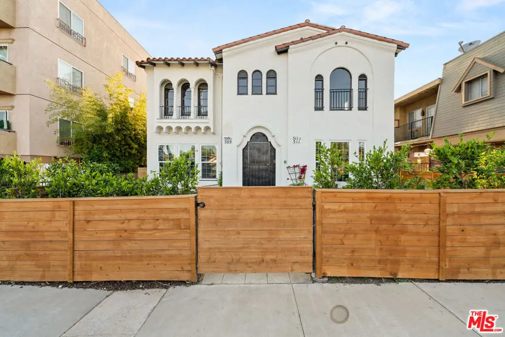 509 N Hobart Boulevard, Los Angeles, CA 90004 - Image #1
