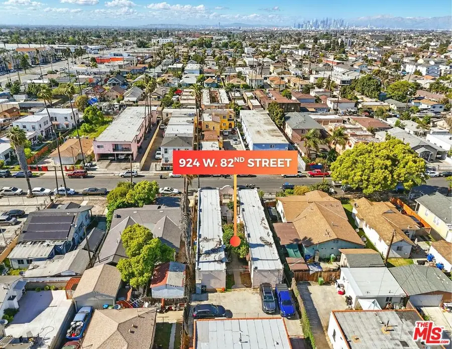 924 W 82nd Street, Los Angeles, CA 90044 - Image #2