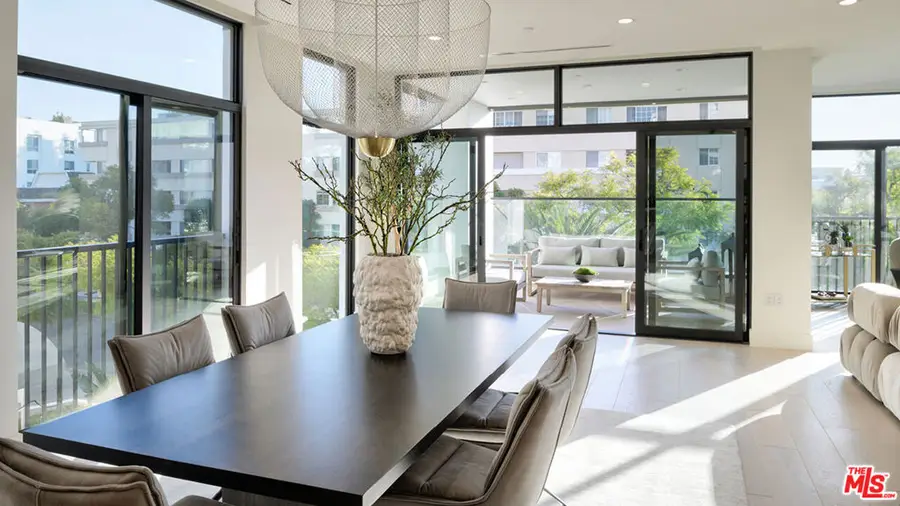 425 N Palm Drive #403, Beverly Hills, CA 90210 - Image #3