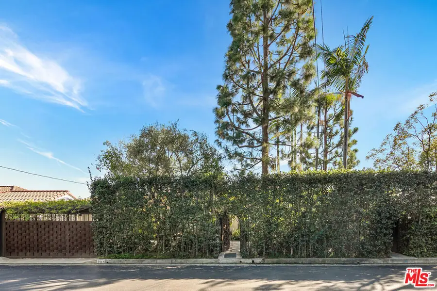 7464 Hillside Avenue, Los Angeles, CA 90046 - #2