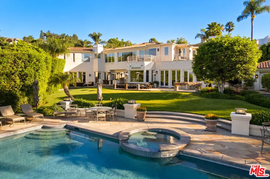 14035 Aubrey Road, Beverly Hills, CA 90210 - Image #2