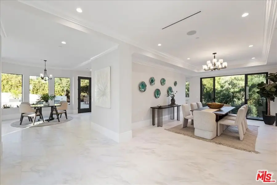 4351 Vanalden Avenue, Tarzana, CA 91356 - Image #3