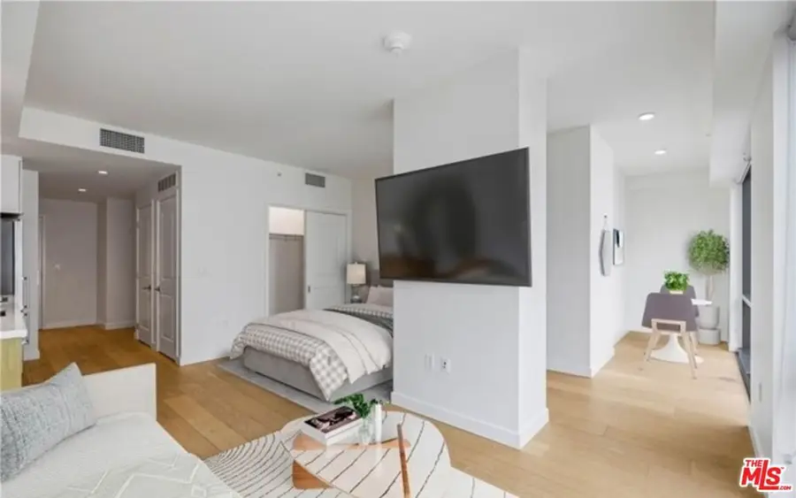400 S Broadway #917, Los Angeles, CA 90013 - Image #2