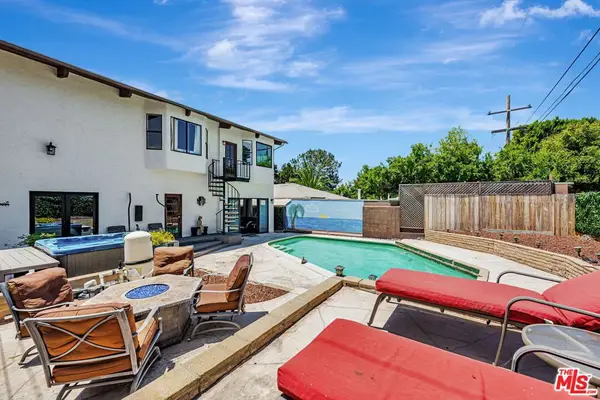 1148 Turquoise St, San Diego, CA 92109