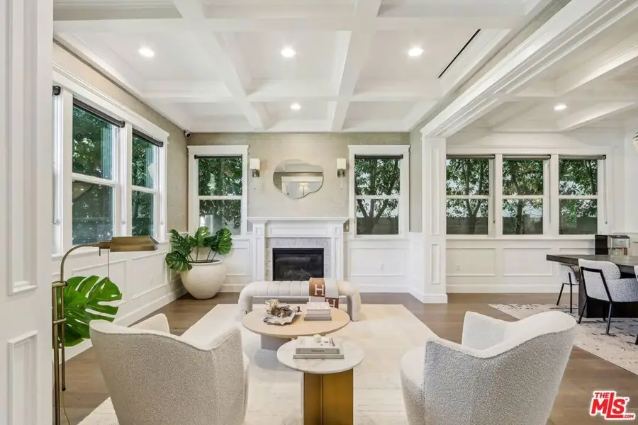 14000 Morrison Street, Sherman Oaks, CA 91423 - Image #3