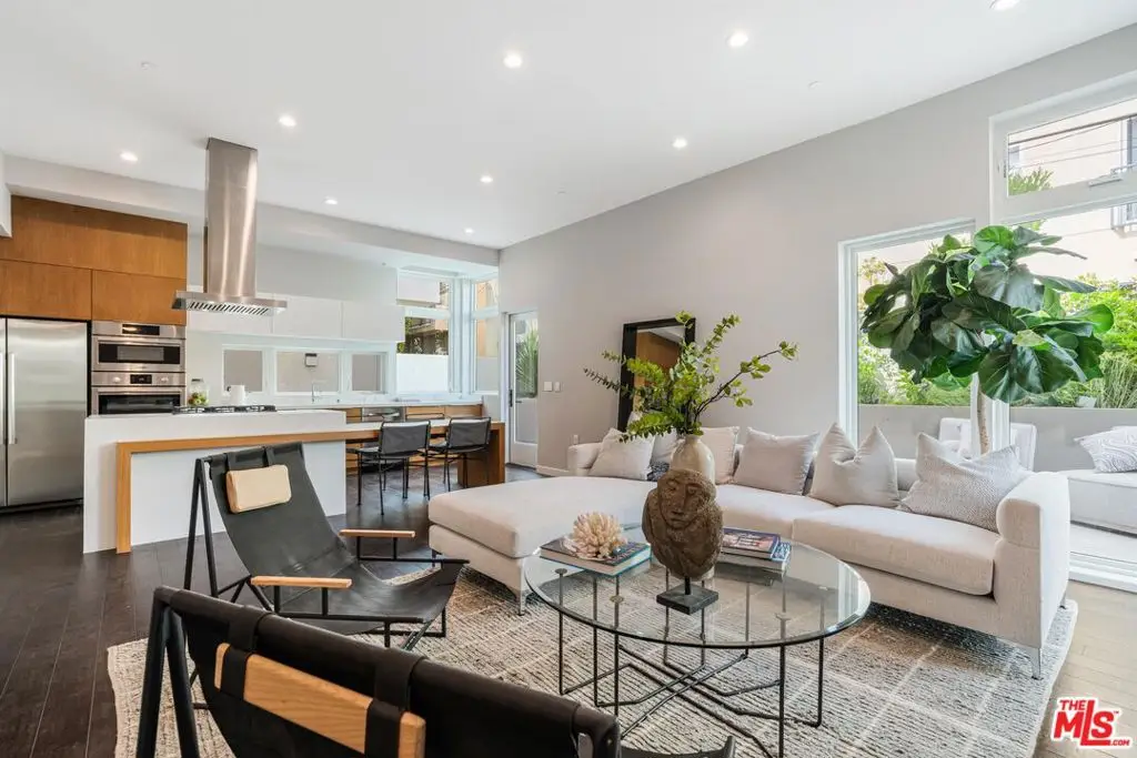 1729 S Barrington Avenue #2, Los Angeles, CA 90025 - Image #1