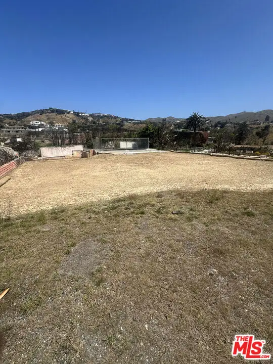 1000 Glenhaven Drive, Pacific Palisades, CA 90272 - Image #1