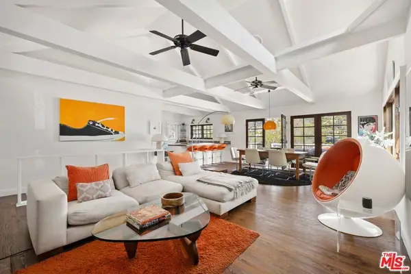 2464 Hollyridge Drive, Los Angeles, CA 90068