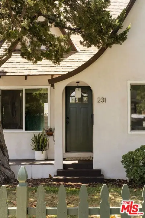 231 W Cedar Avenue, Burbank, CA 91502 - Image #2