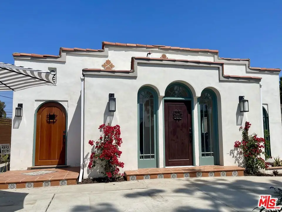 1086 West Boulevard, Los Angeles, CA 90019 - Image #1