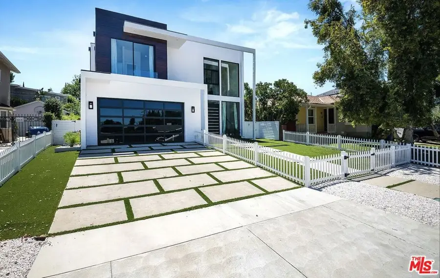 18016 Valley Vista Boulevard, Encino, CA 91316 - Image #3