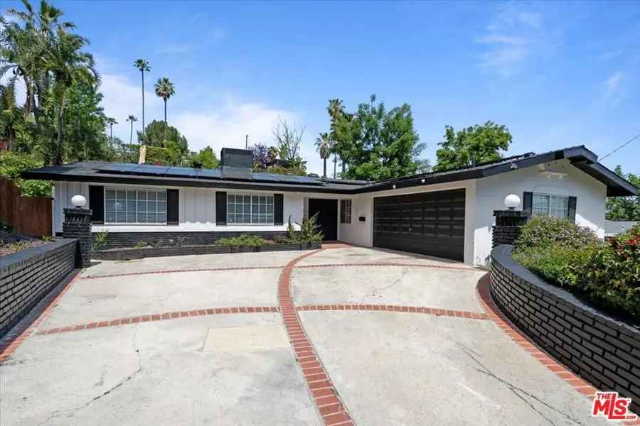 20435 Miranda Street, Woodland Hills, CA 91367 - Image #2