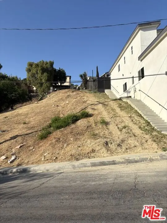 3909 Dobinson Street, Los Angeles, CA 90063 - Image #3