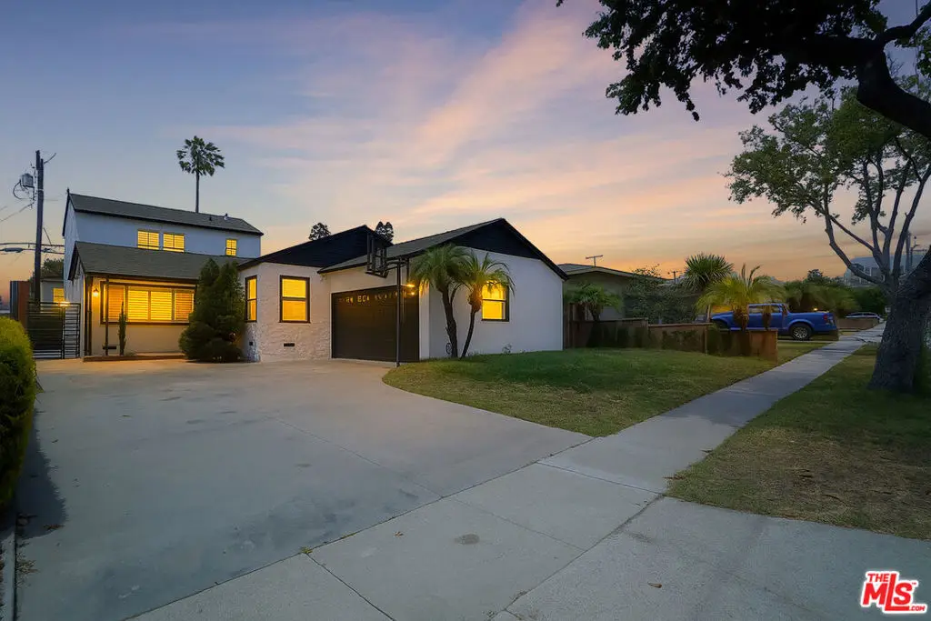 11703 Atkinson Avenue, Hawthorne, CA 90250 - #1