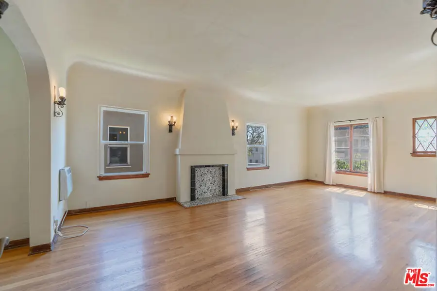 458 N Genesee Avenue, Los Angeles, CA 90036 - Image #3