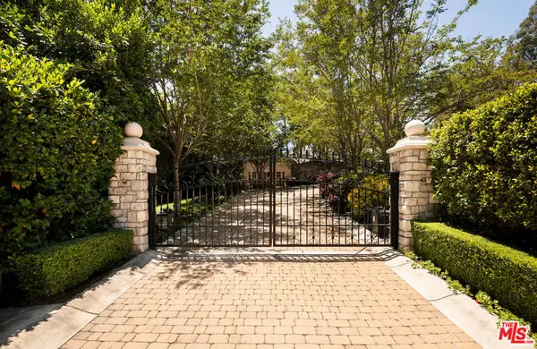 9996 Sunset Boulevard, Beverly Hills, CA 90210