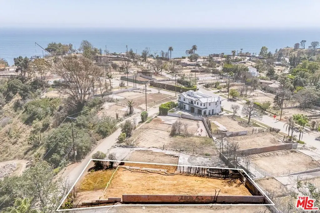 533 N Marquette Street, Pacific Palisades, CA 90272 - Image #1