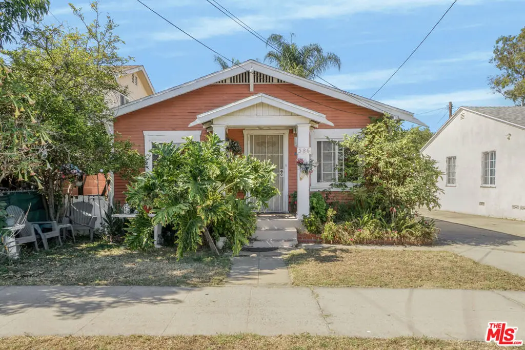586 W Macarthur Avenue, San Pedro, CA 90731 - Image #1